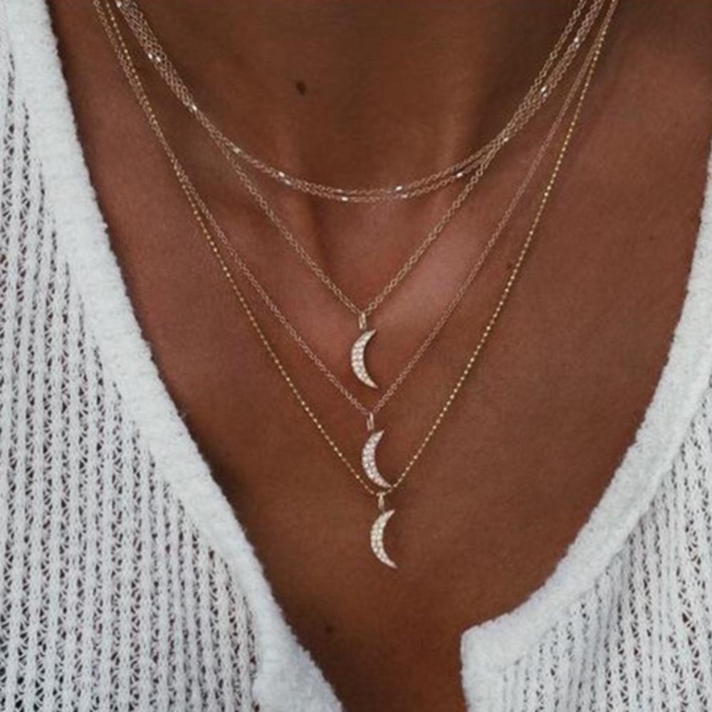 ✨2/$20✨Boho 3 moon rhinestone layered necklace